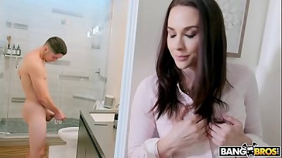 BANGBROS - Stepmom Chanel Preston Catches sonnie jerking Off In shower