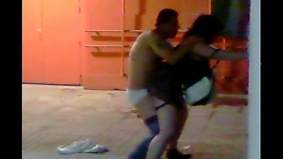 pillados en la calle